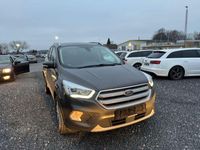 Gebraucht Ford Kuga Titanium 150 PS (110 kW) 2019 Grau SUV