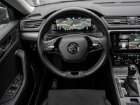 Gebraucht Skoda Superb Style 200 PS (147 kW) 2024 Grau Kombi