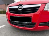 Gebraucht Opel Agila 65 PS (47 kW) 2009 Rot Kleinwagen