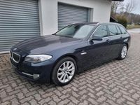 Gebraucht BMW 525 218 PS (160 kW) 2012 Blau Kombi