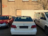 Gebraucht Mercedes E200 136 PS (100 kW) 2015 Gelb Limousine