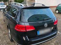 Gebraucht VW Passat 140 PS (102 kW) 2012 Schwarz Kombi