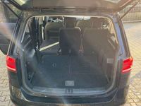 gebraucht VW Touran Touran2.0 TDI Sound Climatr Einparkh Navi Sitzh