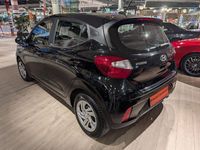 Gebraucht Hyundai i10 Select 67 PS (49 kW) 2021 Schwarz Kleinwagen
