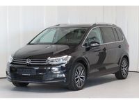 Gebraucht VW Touran Highline 150 PS (110 kW) 2023 Schwarz Van / Kleinbus