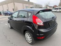 Gebraucht Ford Fiesta 101 PS (74 kW) 2014 Schwarz Kleinwagen