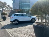 Gebraucht Ford Kuga Titanium 150 PS (110 kW) 2019 Weiß SUV