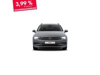 Gebraucht VW Passat Basis 150 PS (110 kW) 2024 Mondsteingrau Kombi
