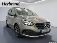Gebraucht Mercedes T180 Progressive 116 PS (85 kW) 2022 Grau Van / Kleinbus