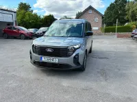 Gebraucht Ford Tourneo Courier Titanium 125 PS (91 kW) 2025 Silber Van / Kleinbus