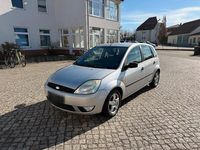 Gebraucht Ford Fiesta 80 PS (58 kW) 2003 Silber Kleinwagen