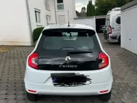 Gebraucht Renault Twingo Life 65 PS (47 kW) 2019 Weiß Kleinwagen