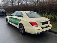 Gebraucht Mercedes E220 194 PS (142 kW) 2020 Beige Limousine