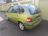 Second-hand Renault Scénic 107 CP (78 kW) 2000 Verde Monovolum