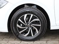 Gebraucht VW Polo Life 95 PS (69 kW) 2023 Weiß Limousine