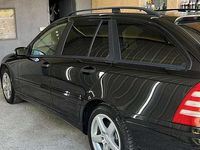Gebraucht Mercedes C200 122 PS (89 kW) 2005 Schwarz Kombi