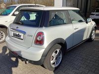 Gebraucht Mini Cooper 122 PS (89 kW) 2010 (weiß)  white silver Kleinwagen