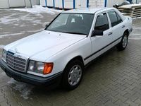 Gebraucht Mercedes 230 132 PS (97 kW) 1987 Weiß Limousine