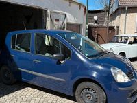 Second-hand Renault Modus 75 CP (55 kW) 2007 Albastru Monovolum