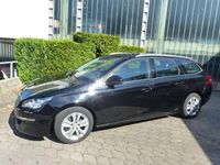 Gebraucht Peugeot 308 Active 131 PS (96 kW) 2017 Schwarz Kombi