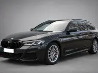 Gebraucht BMW 530 Performance 286 PS (210 kW) 2023 Grau Kombi