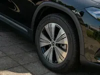 Gebraucht Mercedes EQA300 Advanced 167 kW (228 PS) 2025 Schwarz SUV