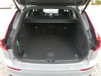 Gebraucht Volvo XC60 Ultimate 197 PS (144 kW) 2023 Vapour grey SUV
