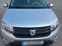 Gebraucht Dacia Sandero Stepway 90 PS (66 kW) 2014 Grau SUV