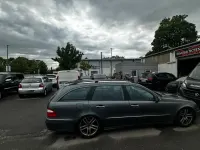 Gebraucht Mercedes E320 Avantgarde 264 PS (194 kW) 2005 Grau Kombi