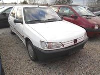 Gebraucht Peugeot 306 75 PS (55 kW) 1995 Weiß Limousine