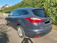 Usado Ford Focus Titanium 163 CV (119 kW) 2014 Azul Familiar