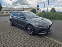 Gebraucht Hyundai i30 159 PS (116 kW) 2021 Grün Limousine