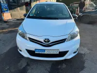 Gebraucht Toyota Yaris Edition 69 PS (50 kW) 2013 Weiß Kleinwagen