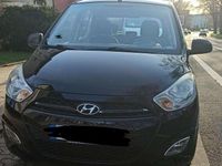 Gebraucht Hyundai i10 69 PS (50 kW) 2012 Schwarz Kleinwagen