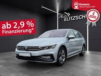 Gebraucht VW Passat R-line 190 PS (139 kW) 2022 Scale silver metallic Kombi