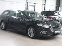 Gebraucht Ford Mondeo Titanium 150 PS (110 kW) 2022 Schwarz Limousine