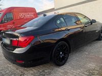 Gebraucht BMW 730 245 PS (180 kW) 2011 Schwarz Limousine