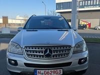 Gebraucht Mercedes ML320 224 PS (164 kW) 2007 Silber SUV