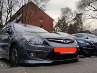 Gebraucht Hyundai i30 Classic 90 PS (66 kW) 2011 Grau Kombi