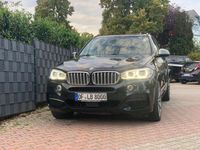 gebraucht BMW X5 M M50d SPORT-AUTOMATIK ~ LEDER ~ WENIG KM ~ GEPFLEGT