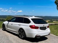 Gebraucht BMW 320 M Sport 190 PS (139 kW) 2017 Weiß Kombi