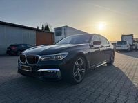 Gebraucht BMW 750 M Sport 449 PS (330 kW) 2018 Blau Limousine