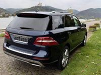 Gebraucht Mercedes ML350 258 PS (189 kW) 2012 Blau SUV