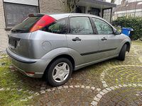 Gebraucht Ford Focus 101 PS (74 kW) 2003 Silber Limousine