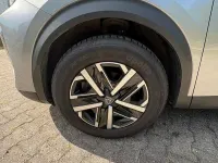 Gebraucht Peugeot 2008 Active 101 PS (74 kW) 2023 Silber SUV