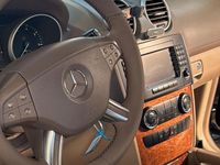 Gebraucht Mercedes ML350 272 PS (200 kW) 2007 Schwarz SUV