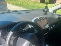 Second-hand Renault Clio IV 2015 Argintiu Berlinǎ
