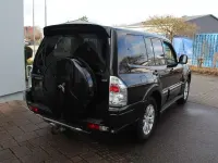 Gebraucht Mitsubishi Pajero Elegance 160 PS (117 kW) 2006 Schwarz SUV