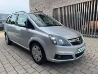 Gebraucht Opel Zafira Edition 120 PS (88 kW) 2006 Starsilber iii m2 Van / Kleinbus