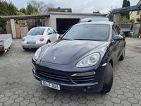 Second-hand Porsche Cayenne 245 CP (180 kW) 2012 Negru SUV